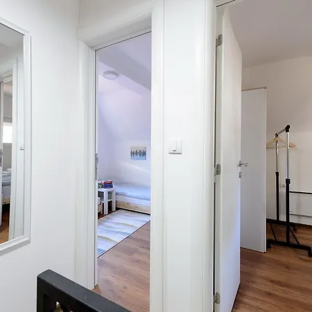 Villa Sisarka Centar Divcibare